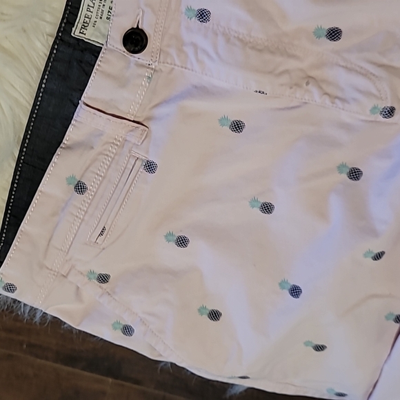 Free planet‎ chino shorts, pineapple pink for mens. Size:34 - Picture 7 of 12